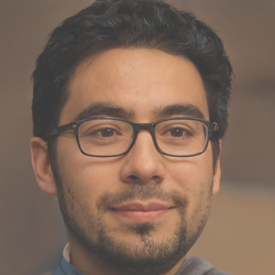 Finanzberater erklärt Haushaltsbudgetierung am Laptop