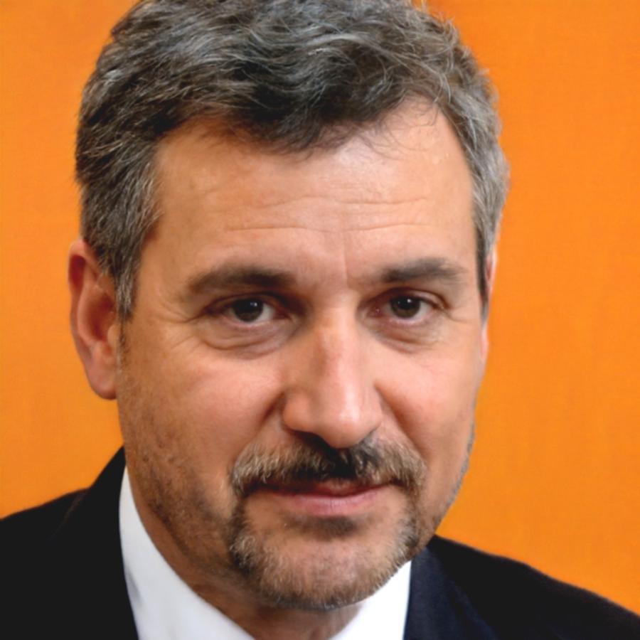 Persönliche Beratung zur Finanzplanung in entspannter Atmosphäre